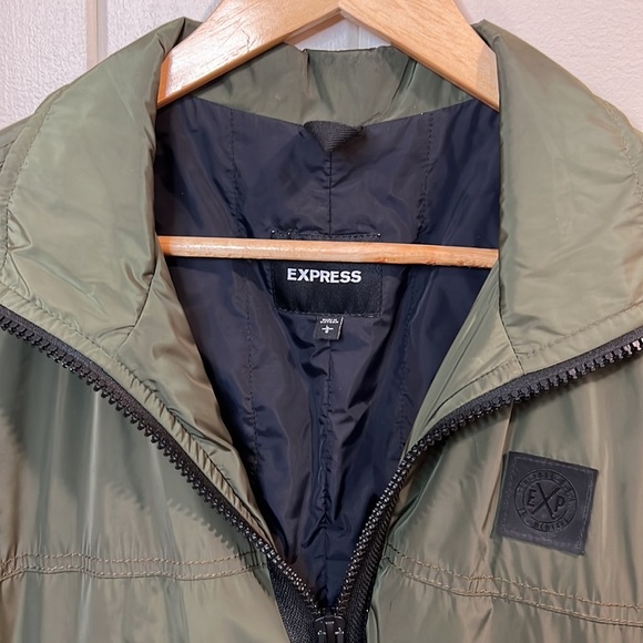 Express Men’s Zip-Up Windbreaker Jacket - Picture 2 of 9